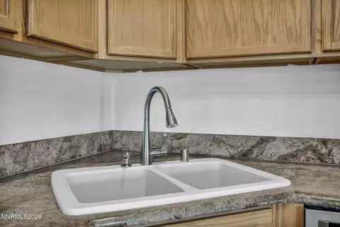 Kitchen - 4591 E Nye Ln, Carson City, NV 89706 photo 5 of 6