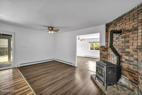Living - 4591 E Nye Ln, Carson City, NV 89706 photo 5 of 10