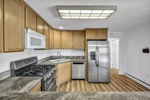 Kitchen - 4591 E Nye Ln, Carson City, NV 89706 photo 3 of 6