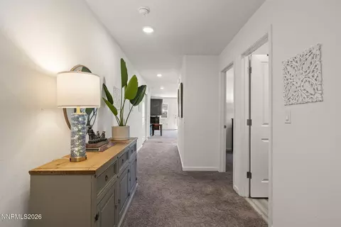 700 Valmy Dr, Reno, NV 89506