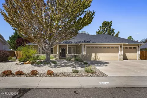 2988 Del Rio Ln, Minden, NV 89423