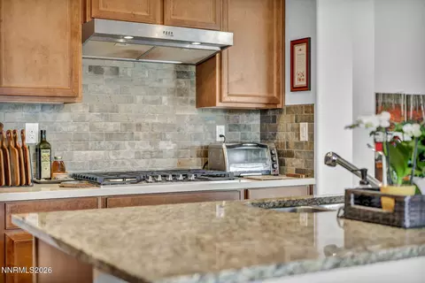 Kitchen - 2010 Phaethon Ln, Reno, NV 89521 photo 7 of 8