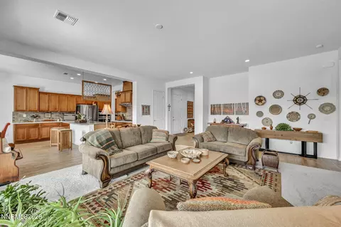 Living - 2010 Phaethon Ln, Reno, NV 89521 photo 6 of 7