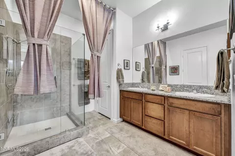 Bath - 2010 Phaethon Ln, Reno, NV 89521 photo 1 of 6