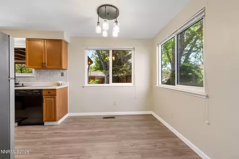 Dining - 14005 Perlite Dr, Reno, NV 89521 photo 1 of 1