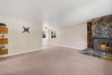 Living - 14005 Perlite Dr, Reno, NV 89521 photo 2 of 4