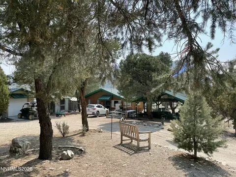 594 N Main St, Tonopah, NV 89049