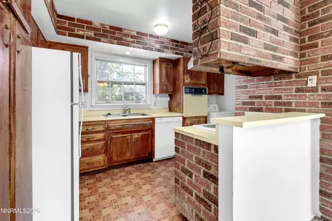Kitchen - 505 N Gregory Way, Sparks, NV 89431 photo 2 of 5