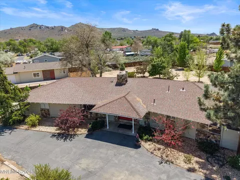 1529 Valley View Dr, Carson City, NV 89701