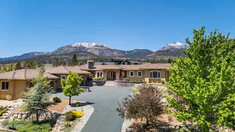 227 S Earlham Ct, Reno, NV 89511