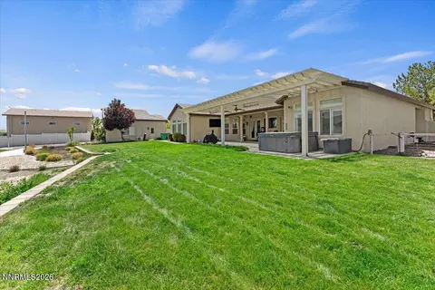 Exterior - 11660 Eagle Peak Dr, Sparks, NV 89441 photo 9 of 18