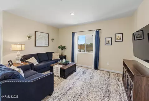 Living - 606 Sycamore Dr, Fallon, NV 89406 photo 1 of 1