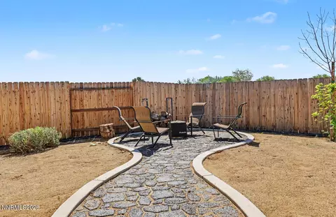 Exterior - 606 Sycamore Dr, Fallon, NV 89406 photo 4 of 4