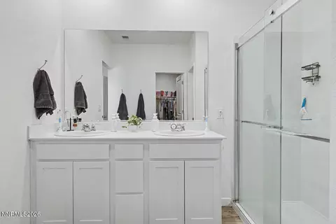 Bath - 606 Sycamore Dr, Fallon, NV 89406 photo 3 of 3