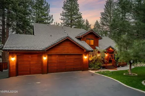 305 Mugo Pine Cir, Reno, NV 89511