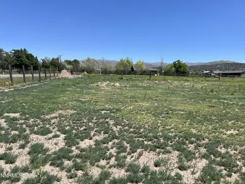 1909 Arabian Ln, Gardnerville, NV 89410