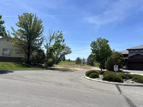 6393 Rey Del Sierra Dr, Sparks, NV 89436