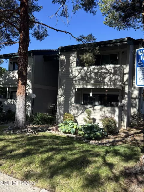 2624 Sunny Slope Dr #4, Sparks, NV 89434