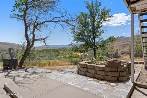 Exterior - 20990 David Dr, Reno, NV 89521 photo 5 of 17