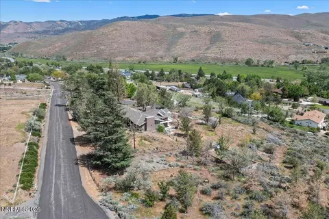 View/Area - 20990 David Dr, Reno, NV 89521 photo 2 of 10