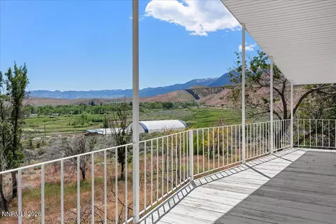 Exterior - 20990 David Dr, Reno, NV 89521 photo 14 of 17