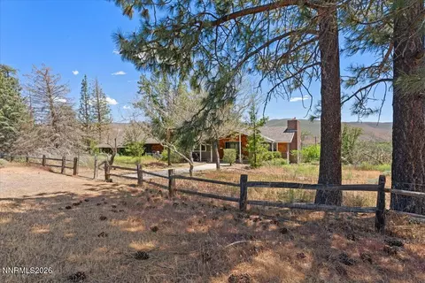 Exterior - 20990 David Dr, Reno, NV 89521 photo 2 of 17