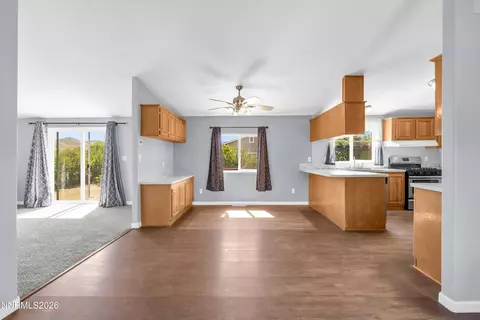 215 Britton Ln, Sun Valley, NV 89433 photo 10