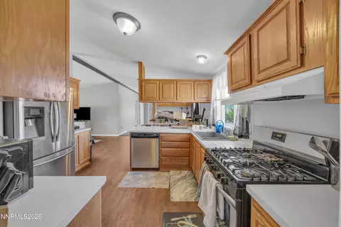 215 Britton Ln, Sun Valley, NV 89433 photo 6