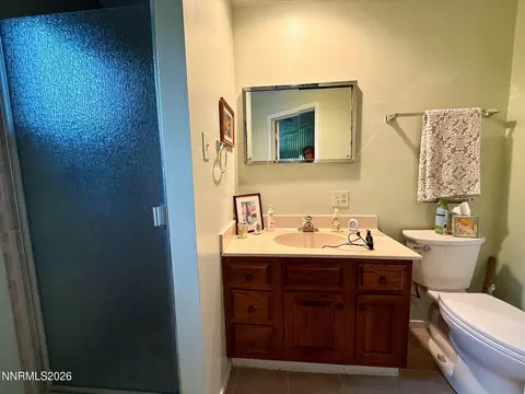 Bath - 295 Circle Dr, Reno, NV 89509 photo 3 of 3