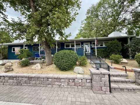 295 Circle Dr, Reno, NV 89509