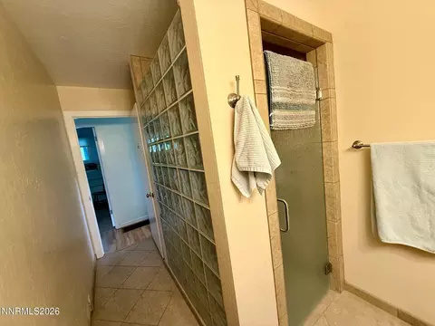 Bath - 295 Circle Dr, Reno, NV 89509 photo 2 of 3