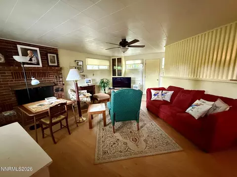 Living - 295 Circle Dr, Reno, NV 89509 photo 5 of 6