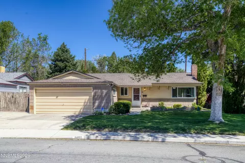 1400 Gault Way, Sparks, NV 89431