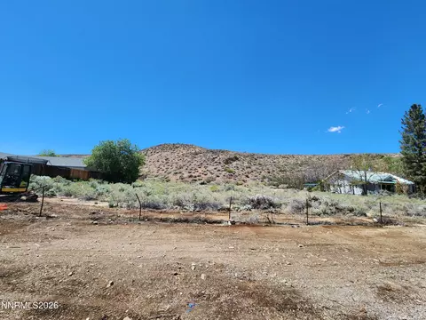 665 Pike St, Dayton, NV 89403