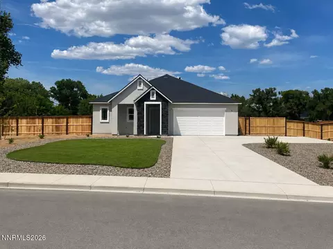 721 Rose Ln, Fernley, NV 89408