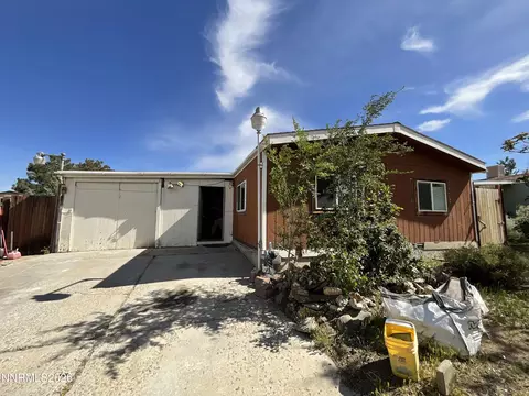 388 Traci Ln, Mound House, NV 89706