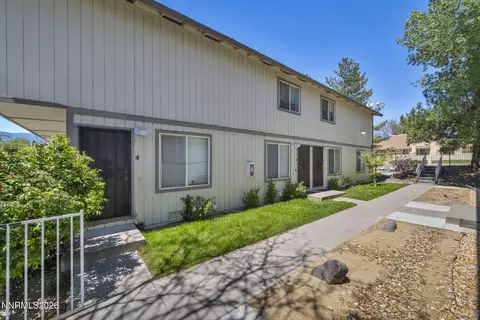 4001 Pheasant Dr, Carson City, NV 89701