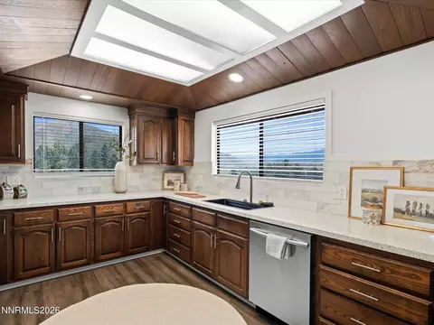 Kitchen - 20449 Temelec Way, Reno, NV 89521 photo 2 of 4