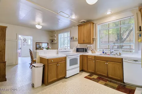 Kitchen - 411 E 7th St, Reno, NV 89512 photo 2 of 3