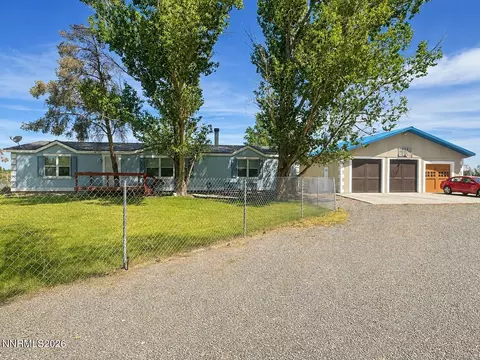 4045 Golden Circle Dr, Winnemucca, NV 89445