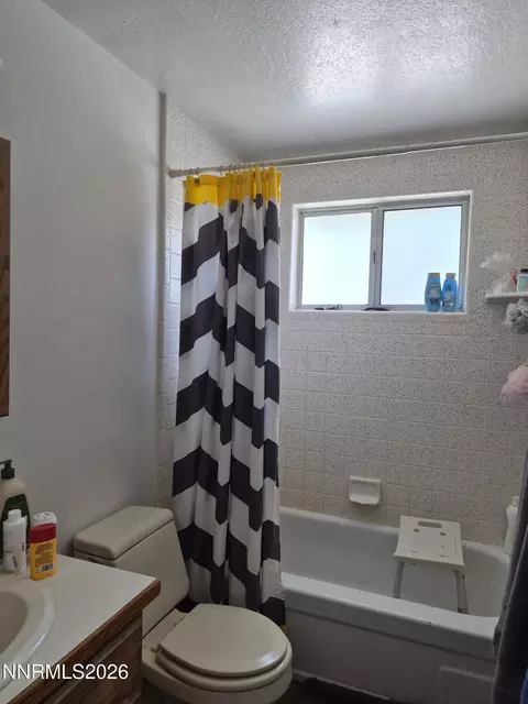Bath - 1140 Pine Rd, Fallon, NV 89406 photo 1 of 1