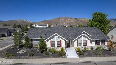 3946 Southpointe Dr, Carson City, NV 89701