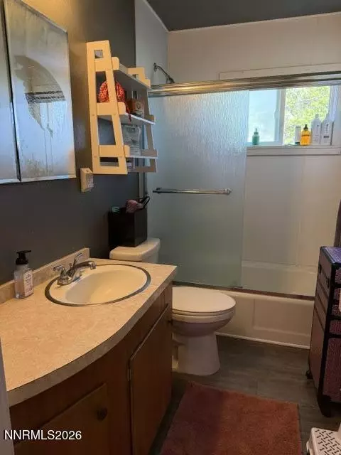 Bath - 61 Rivers Rd, Smith, NV 89430 photo 1 of 2