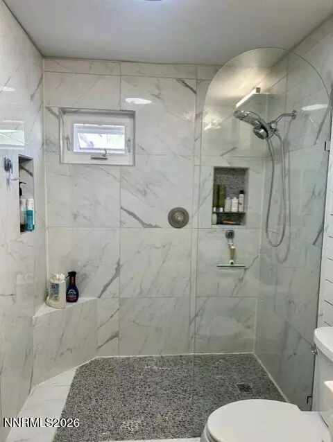 Bath - 461 Pintail Dr, Fallon, NV 89406 photo 5 of 5