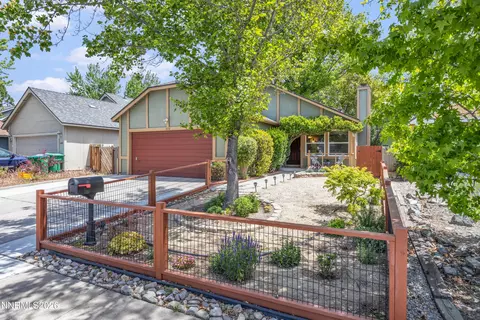 1632 Union St, Sparks, NV 89434