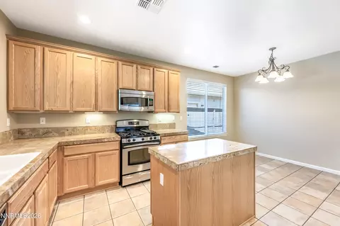 Kitchen - 490 Miesque Ct, Reno, NV 89521 photo 3 of 6