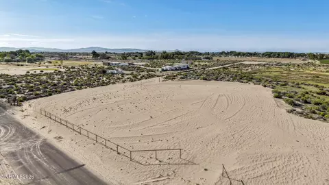 4568 Cardinal Dr, Fallon, NV 89406 photo 3