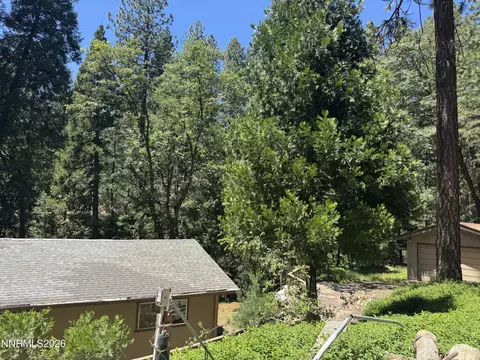 6001 Calico Ct, Pollock Pines, CA 95726