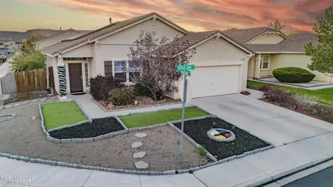 1708 Little Oak Ct, Fernley, NV 89408