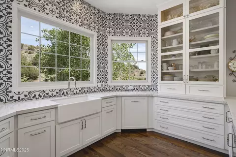 Kitchen - 4435 Sharps Rd, Reno, NV 89519 photo 3 of 5